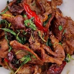 กะเพราคอหมู