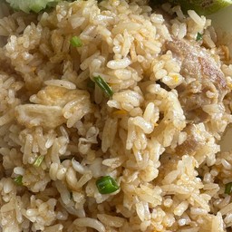ข้าวผัดหมูชิ้น