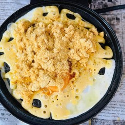 วาฟเฟิล หมูหยอง+ไข่ดาว