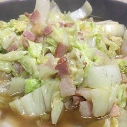 ผัดผักกาดขาวหมูชิ้นเป็นกับข้าว