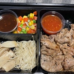 หมูกระทะย่างเนย ยายมาลีย่างให้