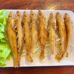 ปลาทรายทอดขมิ้น