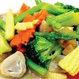 ผัดผักรวมมิตร