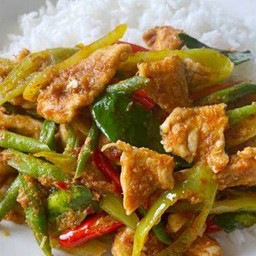 พริกแกงไก่/ราดข้าว