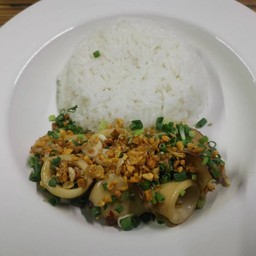 ผัดพริกเกลือปลาหมึก