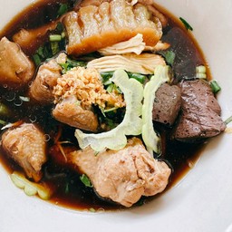 ก๋วยเตี๋ยวไก่มะระ (ธรรมดา)