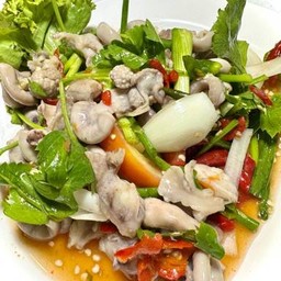 ยำไส้ตัน