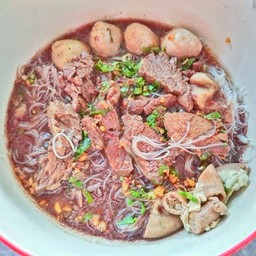 ก๋วยเตี๋ยวเรือนายถาวร