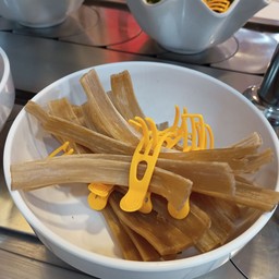 เส้นหนึบ