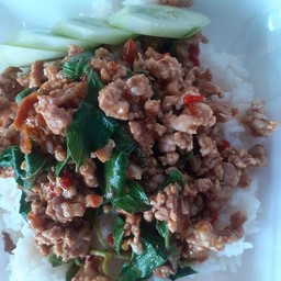 ข้าวกระเพราหมู