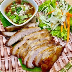 คอหมูย่าง