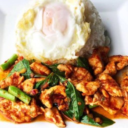 ข้าว พริกแกงไก่+ไข่ดาว(ใส่ถั่วฝักยาว)