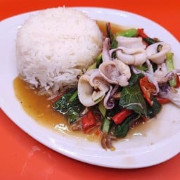 ผัดคะน้าปลาหมึก