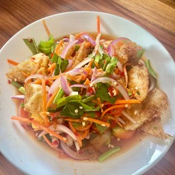 ยำไข่ดาว