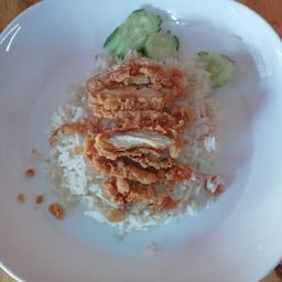 เอส ข้าวมันไก่ สรรคบุรี