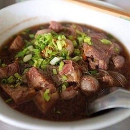 ก๋วยเตี๋ยวเนื้อเปื่อย