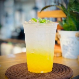 อิตาเลี่ยนโซดา กลิ่นสับปะรด