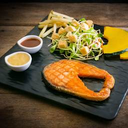 สเต็กปลาแซลม่อนย่าง