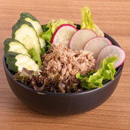 ทูน่าสลัดกับครีมมาโยวาซาบิ