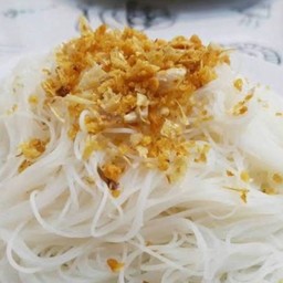 เส้นหมี่ขาวลวก