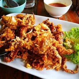 ปูนิ่มคั่วกระเทียม