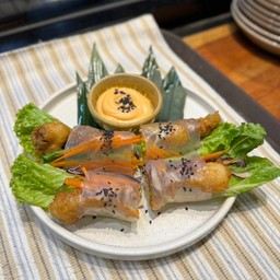 ปอเปี๊ยะสดปูนิ่ม