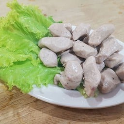 ลูกชิ้นหมูอย่างดีลวก