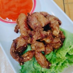 หมูแดดเดียวทอด