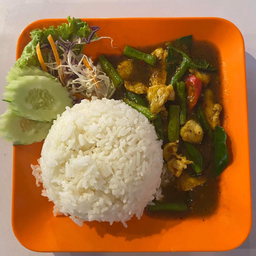 เครื่องแกงราดข้าว