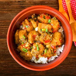 ข้าวปลานิลทอดคั่วพริกเกลือ