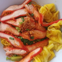 บะหมี่เกี๊ยวหมูแดง(น้ำ)