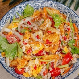 ยำไข่ดาว + หมูสับ