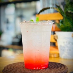 อิตาเลี่ยนโซดา กลิ่นสตรอเบอรี่