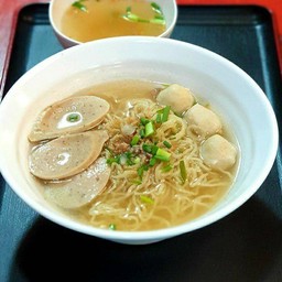 บะหมี่น้ำใส