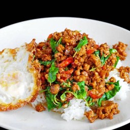 ข้าวกระเพราหมู