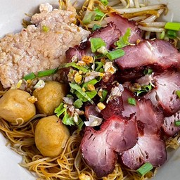 เส้นหมี่ขาวรวมหมู