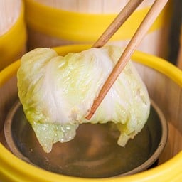 หมูกอดผักกาด
