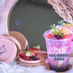 มิ๊กซ์เบอรี่โซดา [ Mix Berry Soda ]