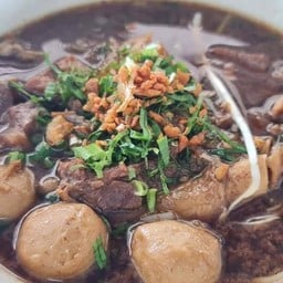 ก๋วยเตี๋ยวเรือ เนื้อ