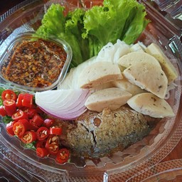 ยำขนมจีน