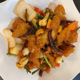 ไก่ผัดเม็ดมะม่วง