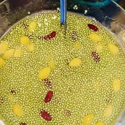 สาคูน้ำกะทิ