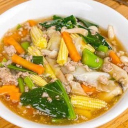ราดหน้าเส้นใหญ่