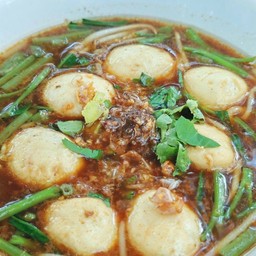 เกาเหลาลูกชิ้นหมูล้วน