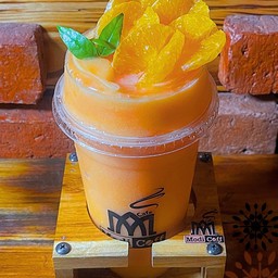 Orange Smoothies (Fresh Fruit)