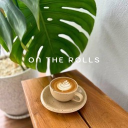 คาราเมลมัคคิอาโต้ร้อน