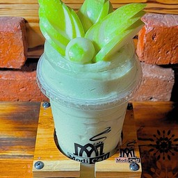 Apple Fresh Milk Smoothie  (Fresh Fruit)