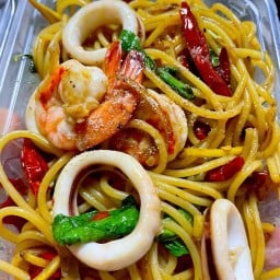 นิยมโภชนา อาหารตามสั่ง หมู่บ้านลลิล บ้านขาหมู