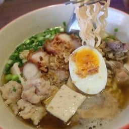 มาม่าทรงเครื่อง