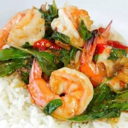 ข้าวกระเพรากุ้ง